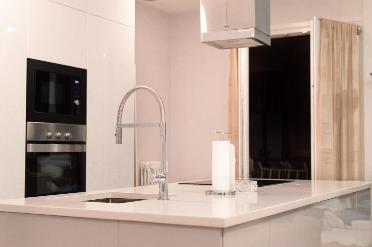 Habitacion En Vivienda Centrica Bilbao Lägenhet Exteriör bild